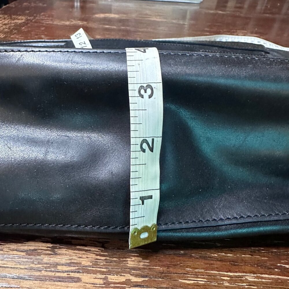 BeCa Black Leather Shoulder Purse With Magnetic Snap Closure & Purple Lining - Picture 11 of 15
